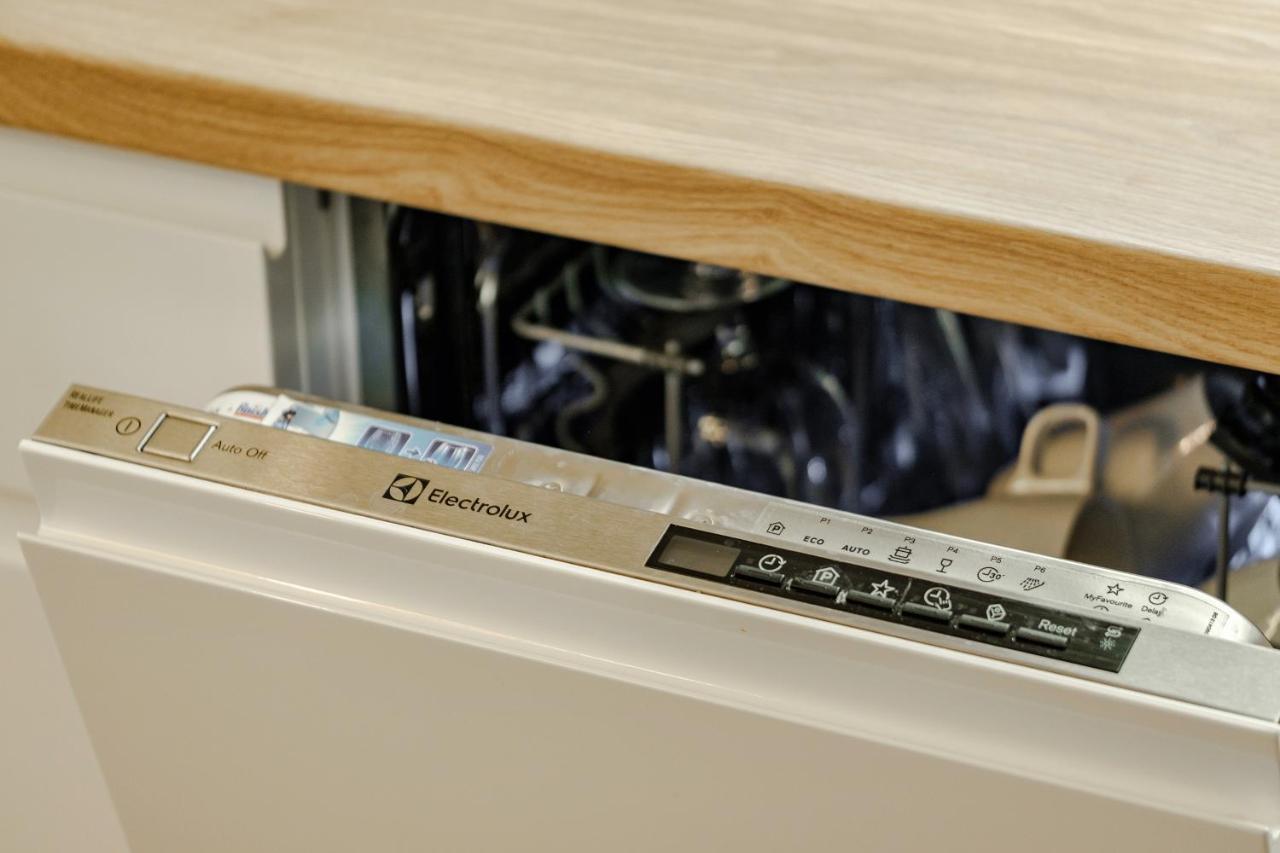 Wola, Wi-fi, Smart Lock, Air Condition Warsaw