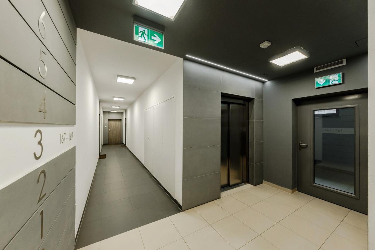 Apartment Wola, Wi-fi, Smart Lock, Air Condition *