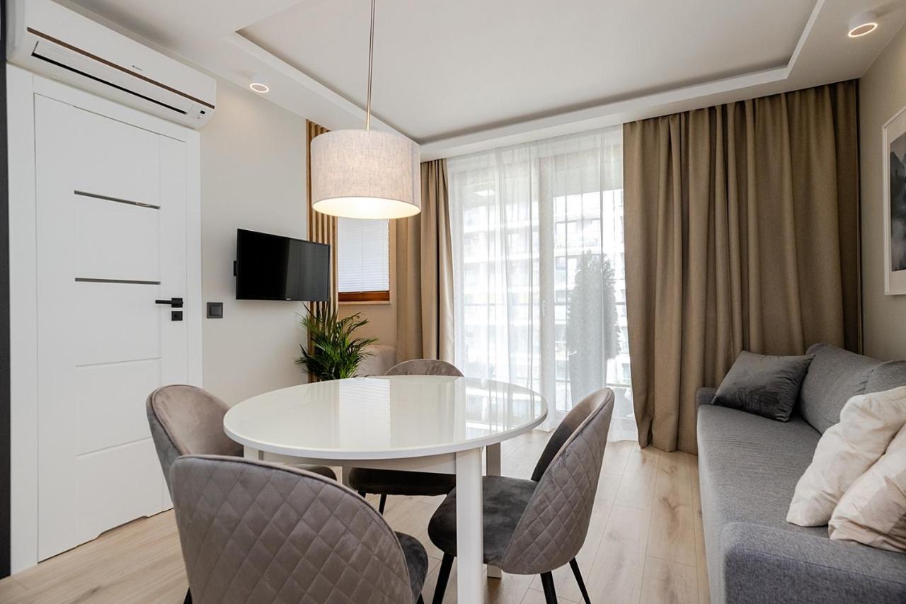 Apartment Wola, Wi-fi, Smart Lock, Air Condition Warsaw