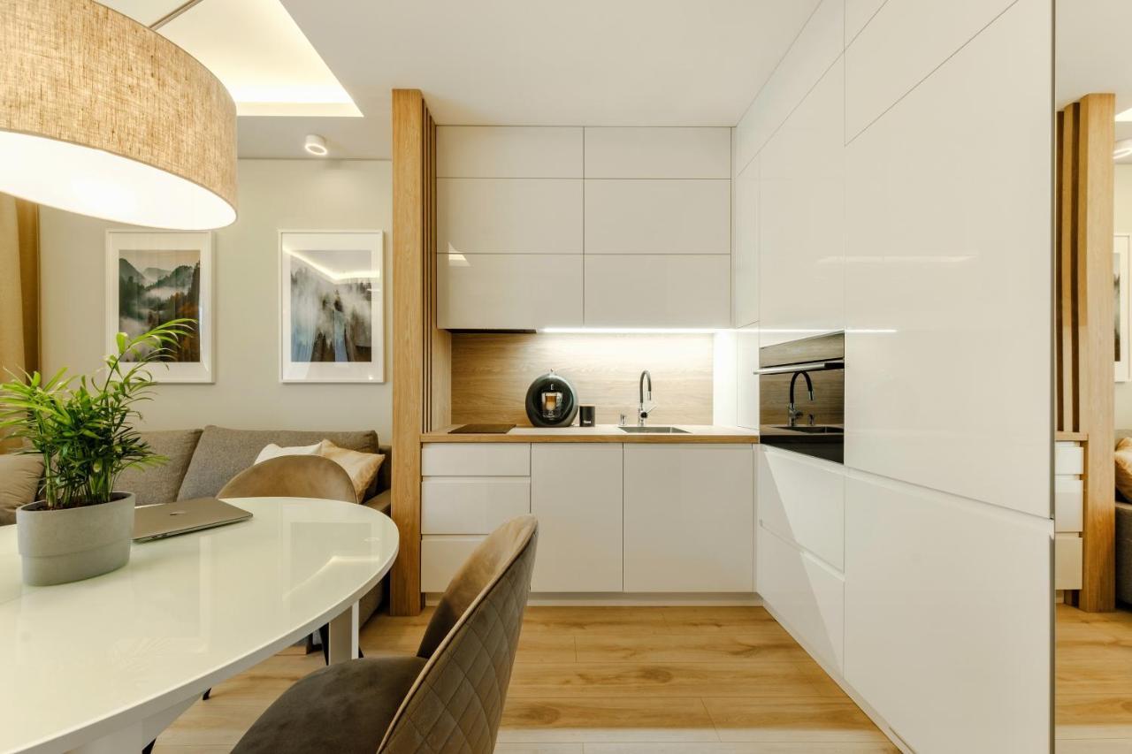 Wola, Wi-fi, Smart Lock, Air Condition Warsaw