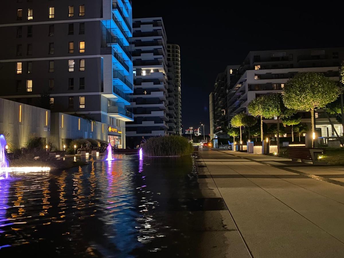 Wola, Wi-fi, Smart Lock, Air Condition Warsaw