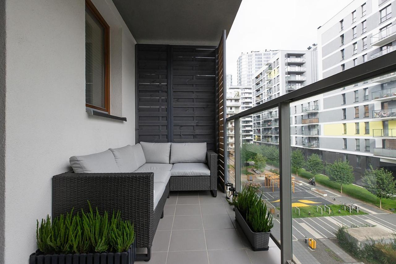 Wola, Wi-fi, Smart Lock, Air Condition Apartment
