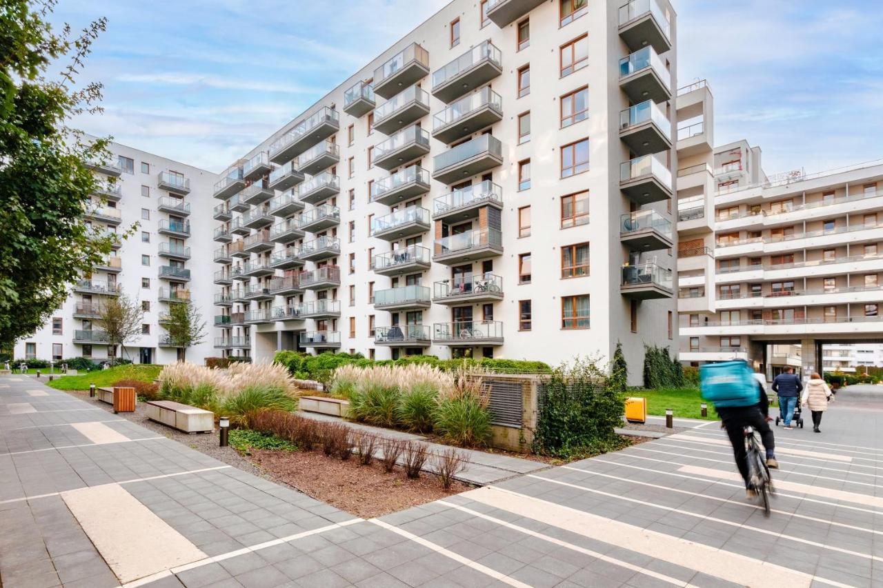 Wola, Wi-fi, Smart Lock, Air Condition Apartment Warsaw